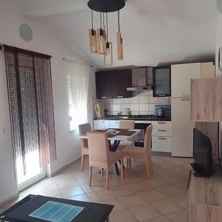 Apartament Lun Vir
