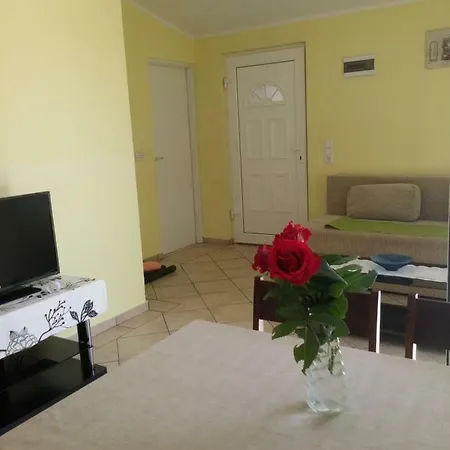 Lun Apartment