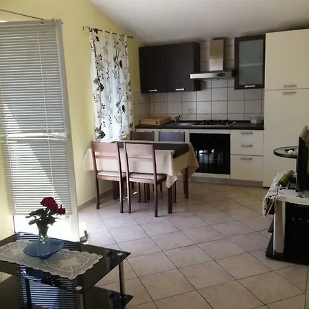 Apartment Lun Vir