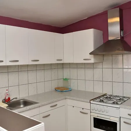 Apartment Lun